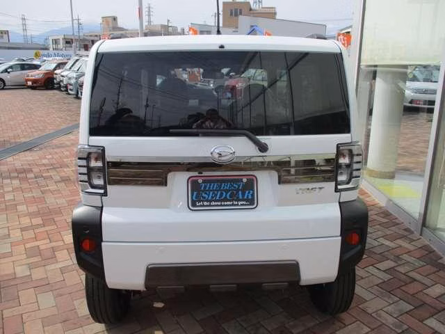 DAIHATSU TAFT