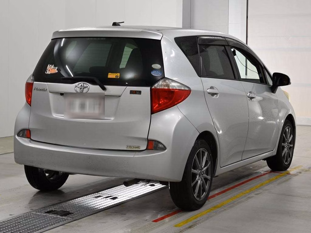 TOYOTA RACTIS