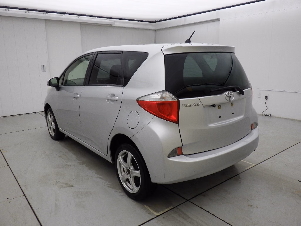 TOYOTA RACTIS