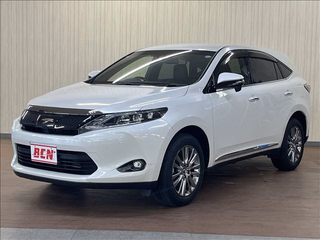 TOYOTA HARRIER