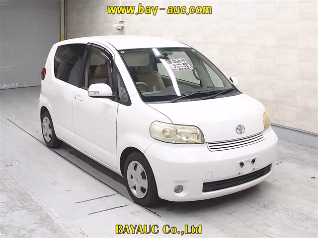 TOYOTA PORTE