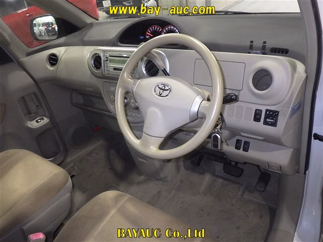 TOYOTA PORTE