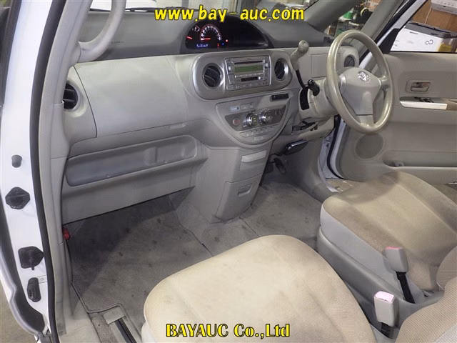 TOYOTA PORTE