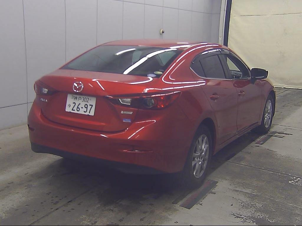 MAZDA AXELA