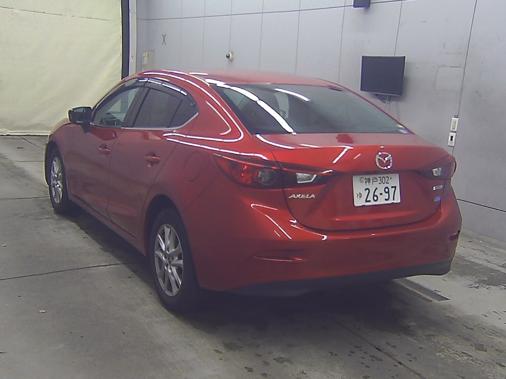 MAZDA AXELA