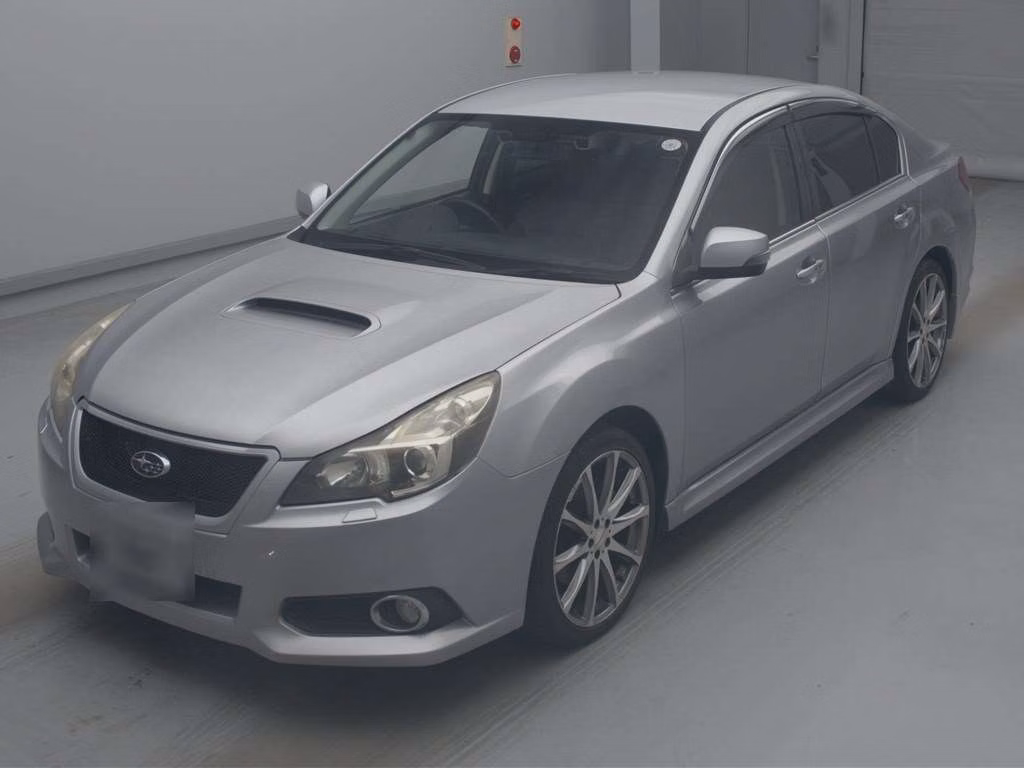SUBARU LEGACY B4
