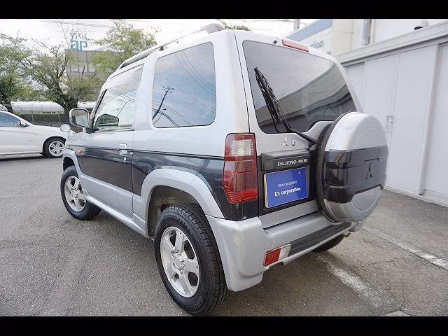Mitsubishi Pajero Mini