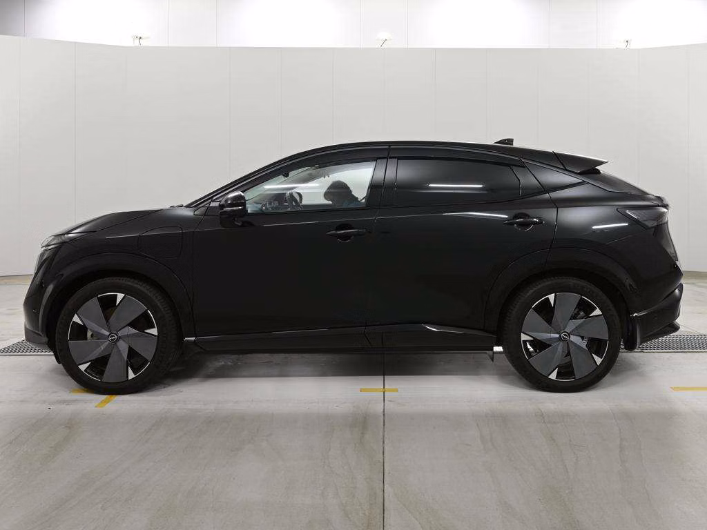 NISSAN ARIYA
