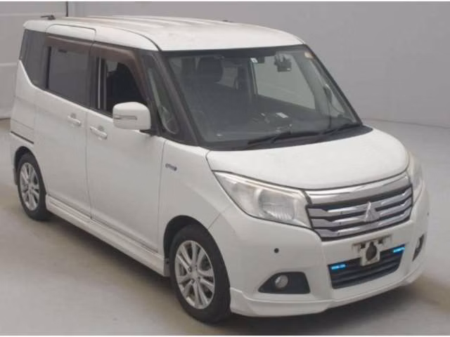 Mitsubishi Delica D:2