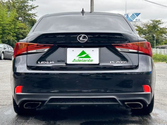 Lexus IS300