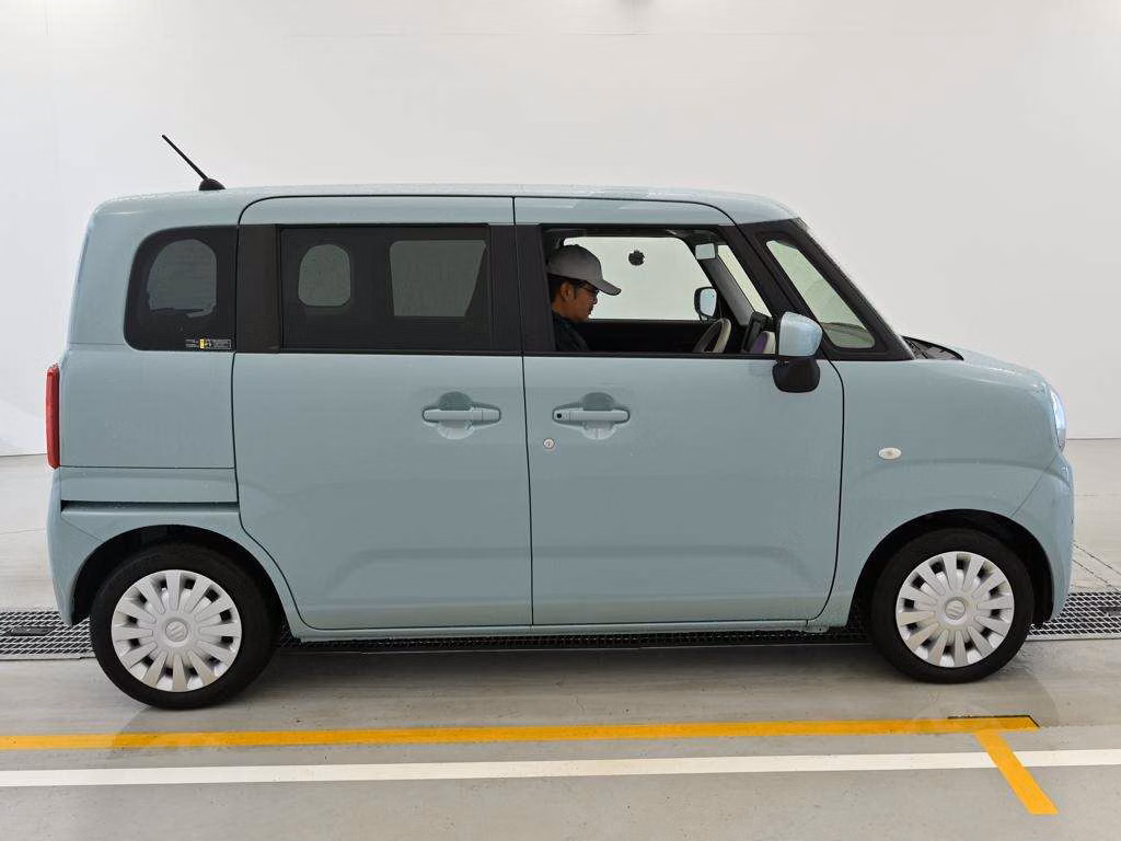 SUZUKI WAGON R SMILE