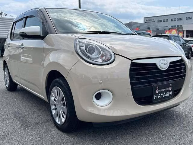 DAIHATSU BOON