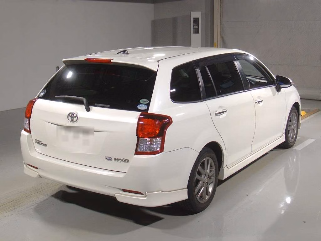 TOYOTA COROLLA FIELDER