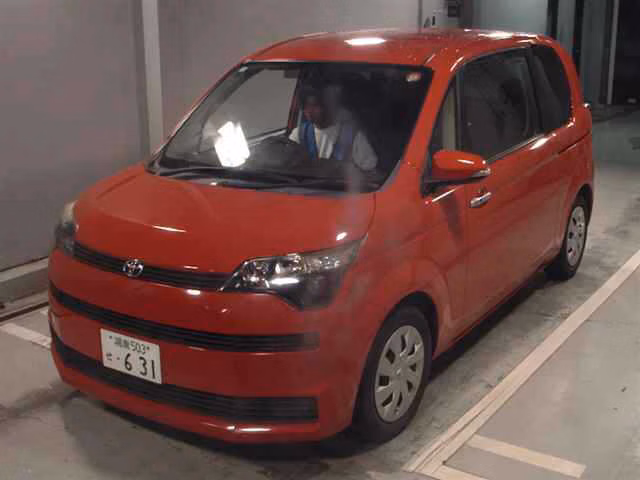 TOYOTA SPADE