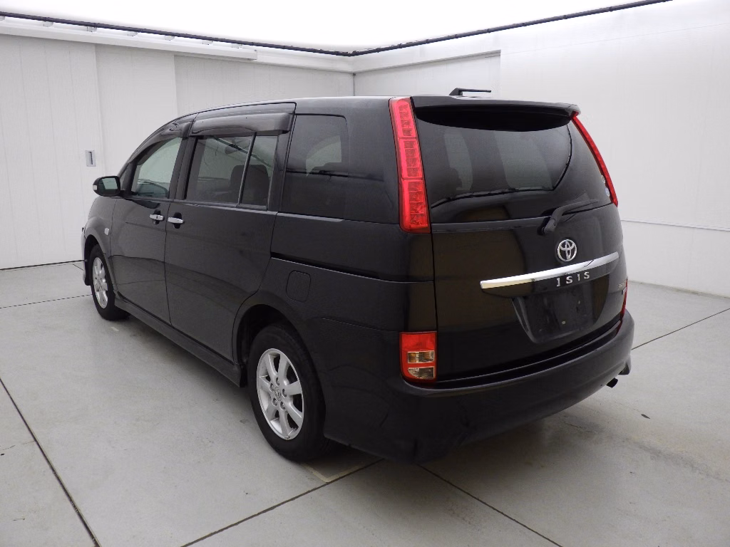 TOYOTA ISIS