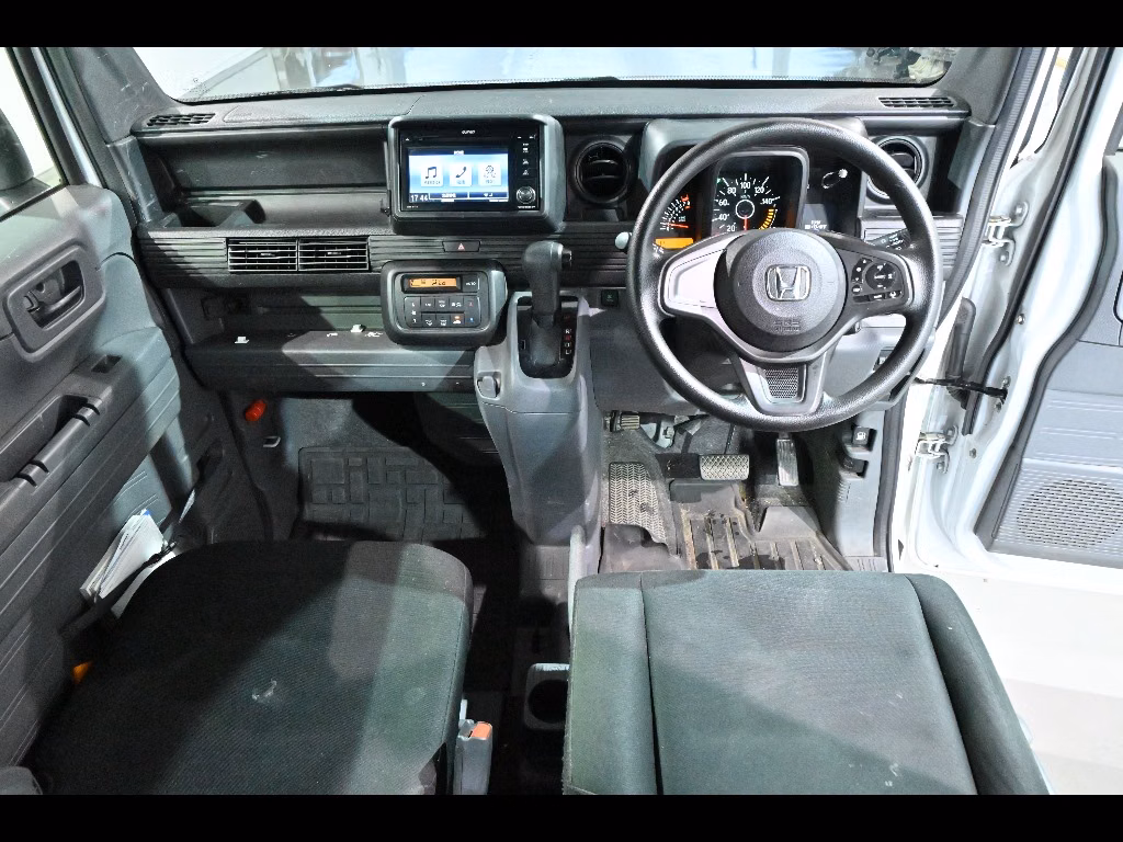 HONDA N-VAN