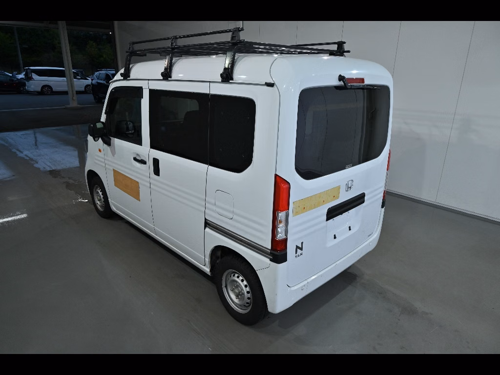 HONDA N-VAN