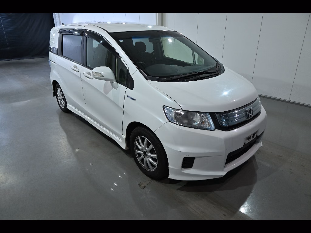 HONDA FREED SPIKE