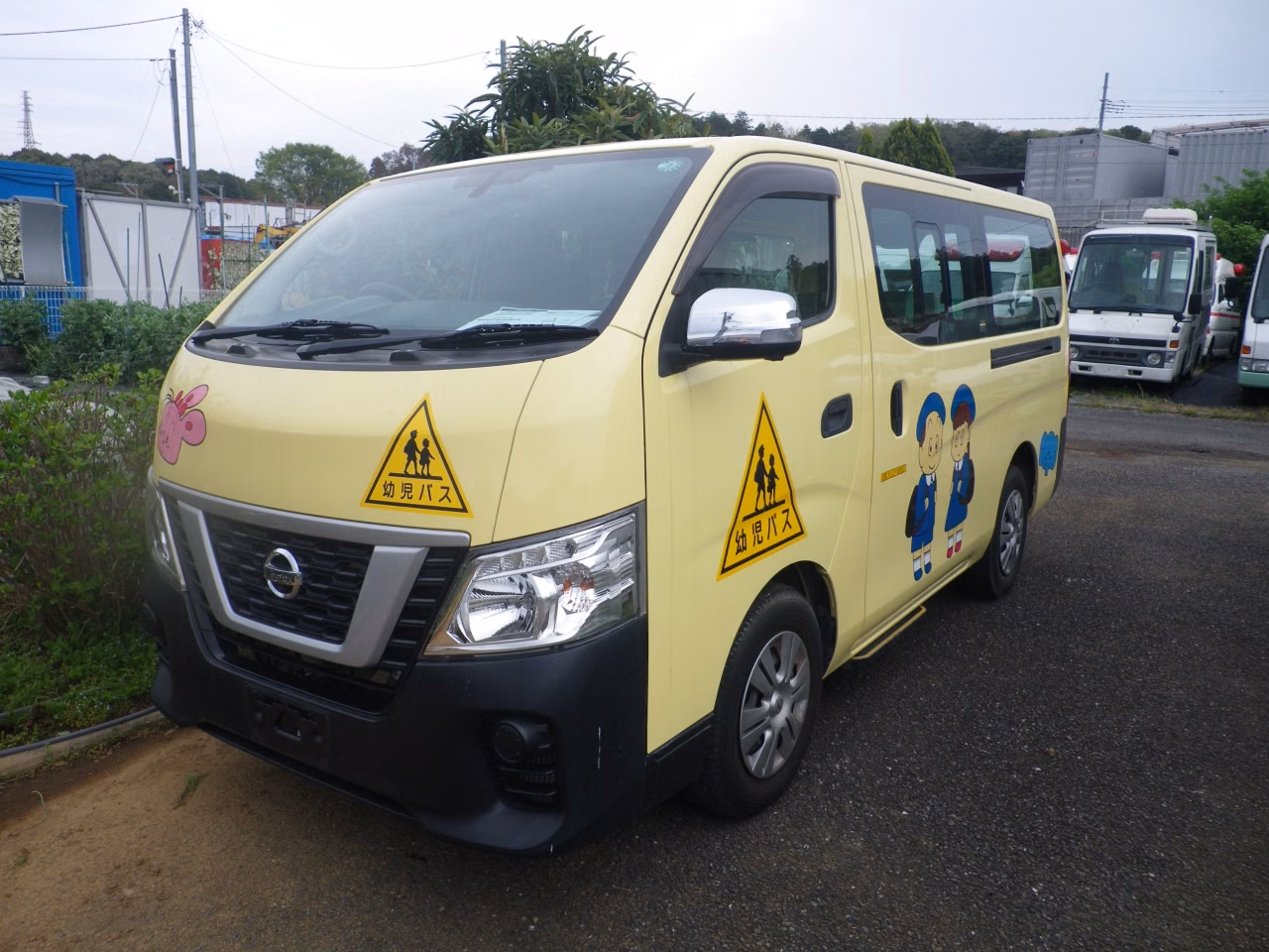 NISSAN NV350 CARAVAN