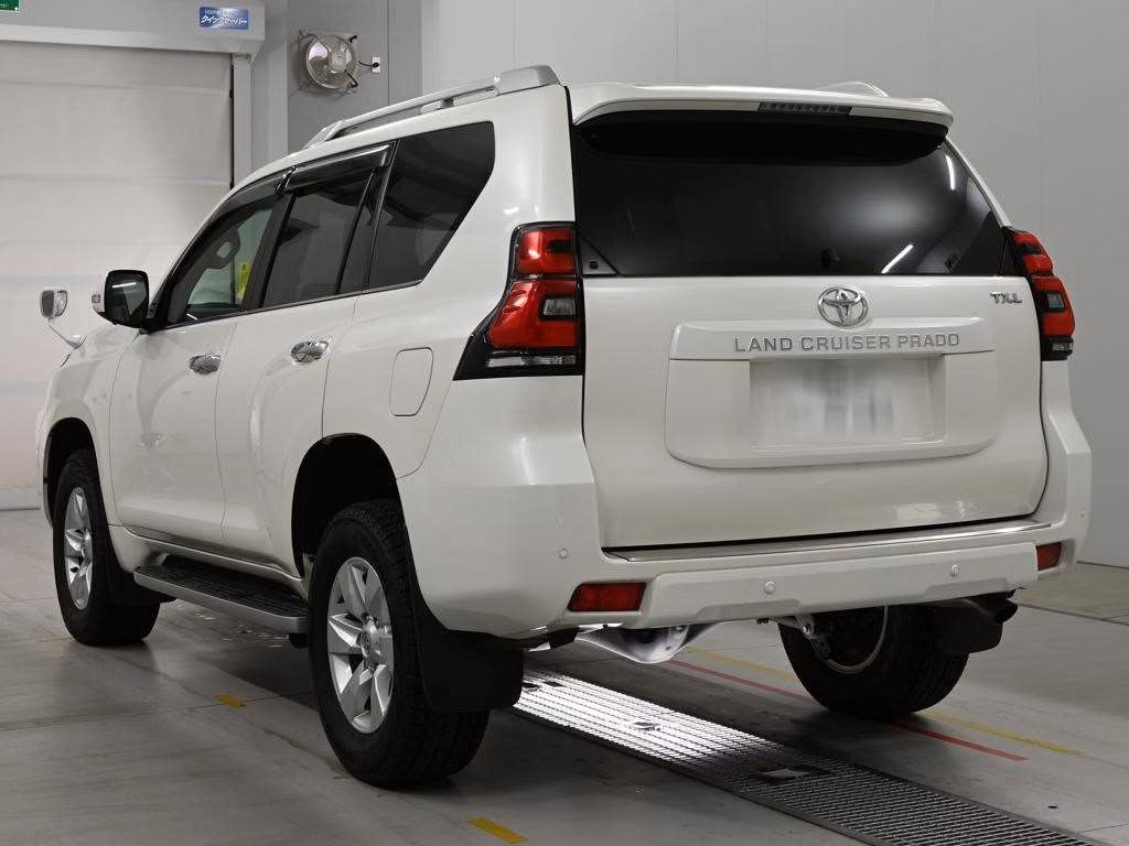 TOYOTA LAND CRUISER PRADO