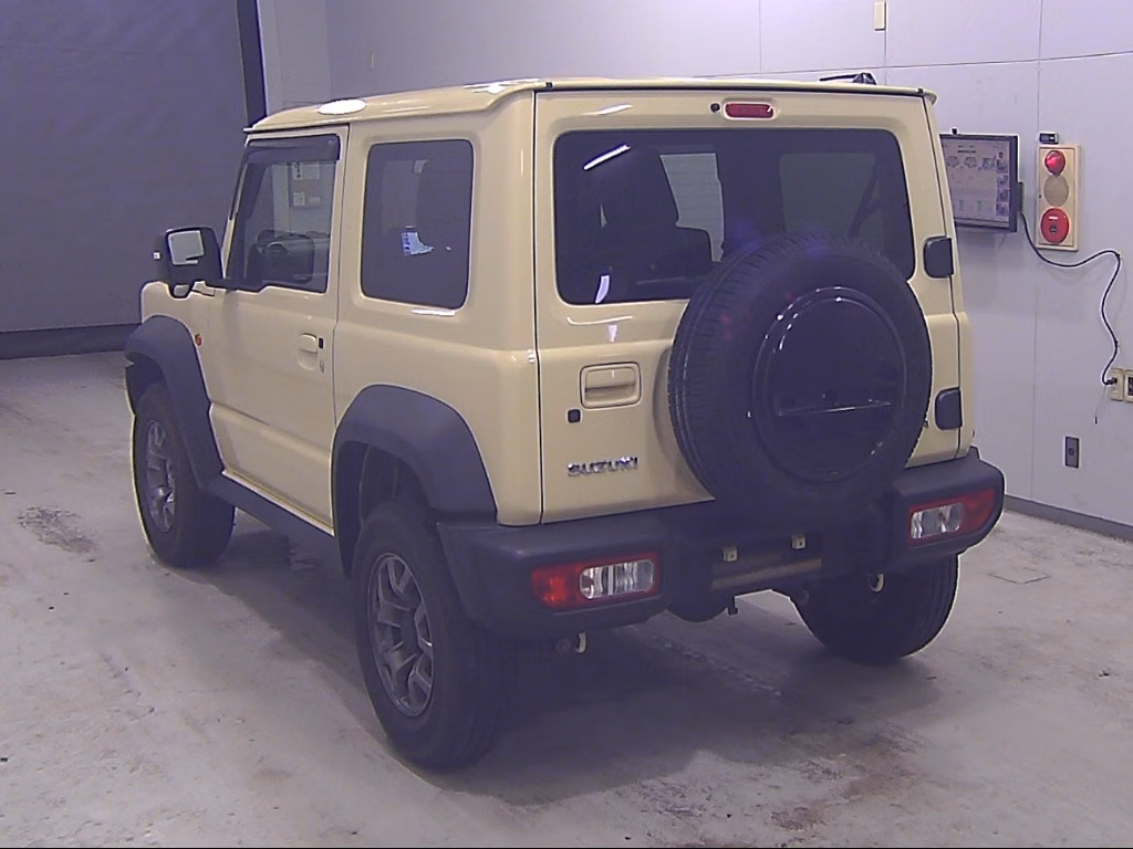SUZUKI JIMNY SIERRA