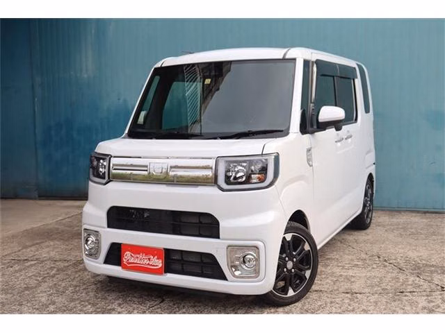 DAIHATSU WAKE