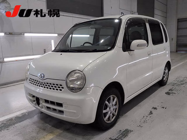 DAIHATSU MOVE LATTE