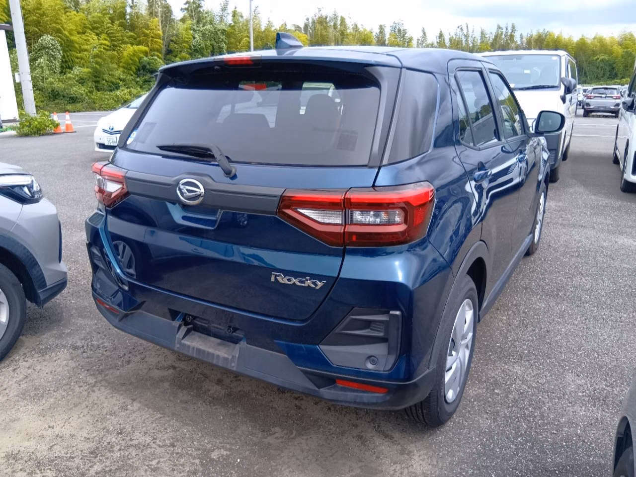 DAIHATSU ROCKY