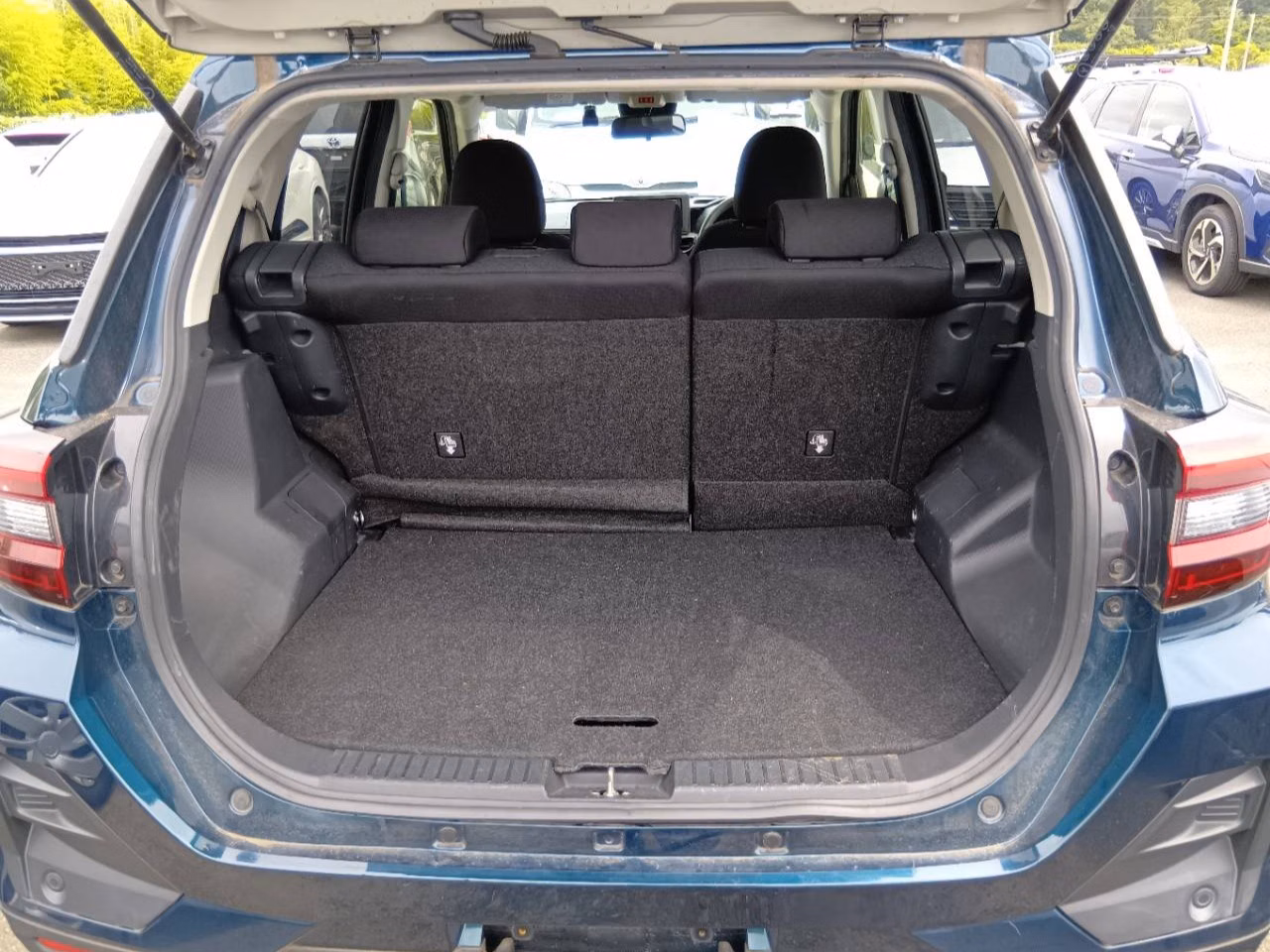 DAIHATSU ROCKY