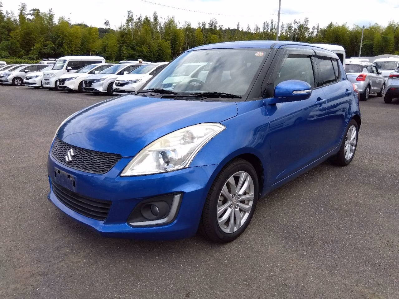 SUZUKI SWIFT