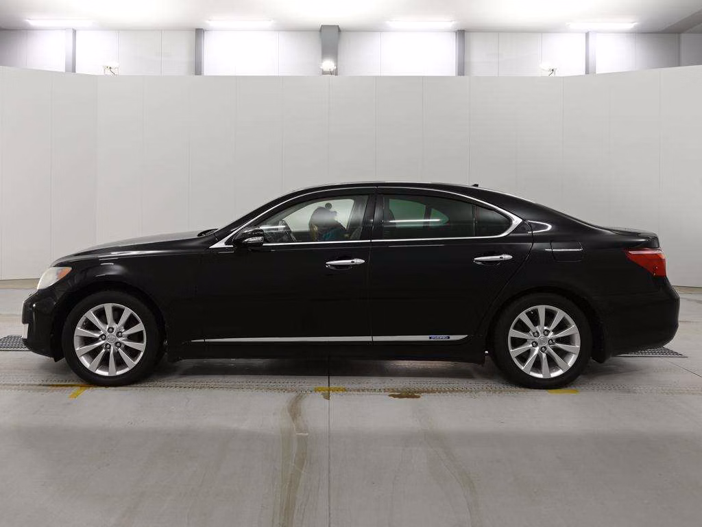 LEXUS LS600H