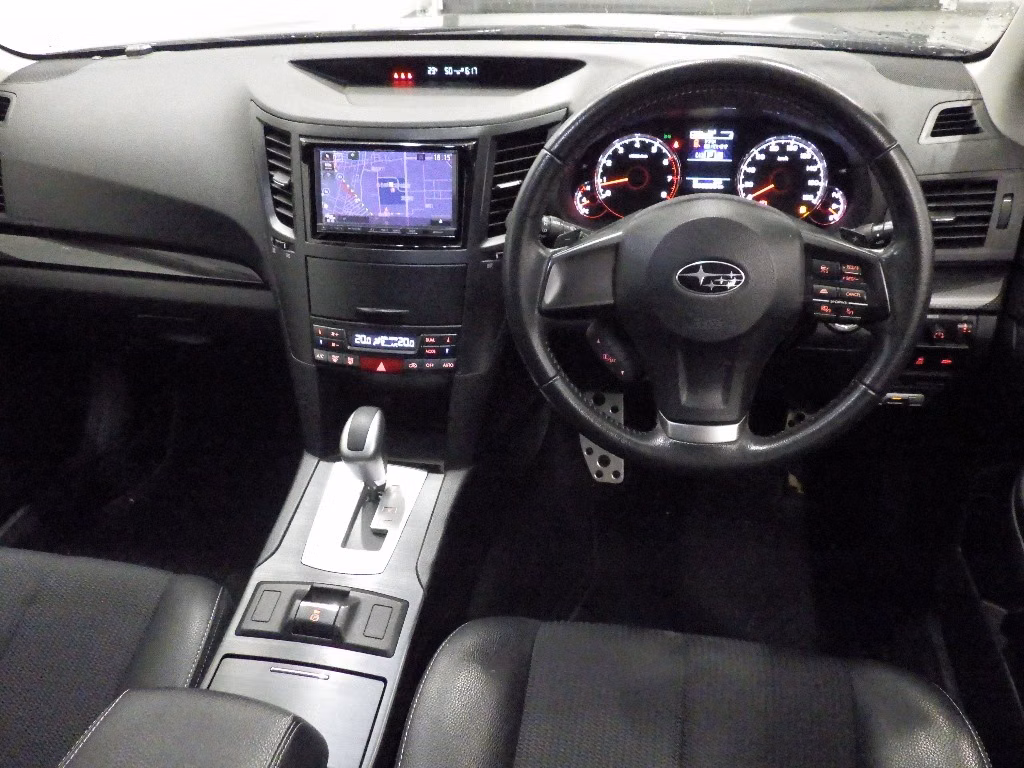 SUBARU LEGACY
