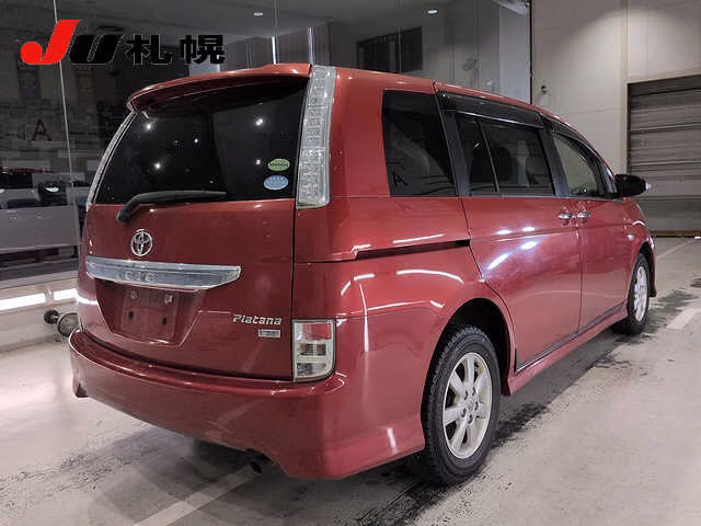 TOYOTA ISIS