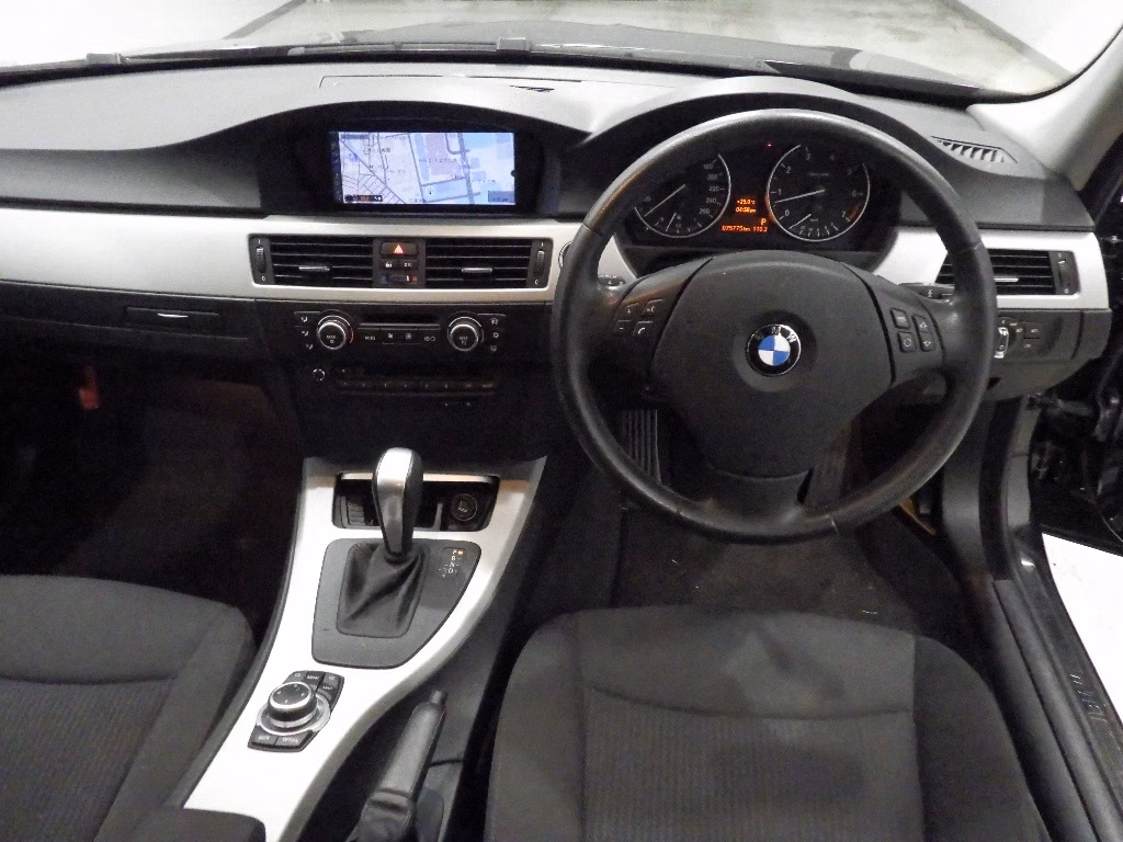 BMW 3-SERIES