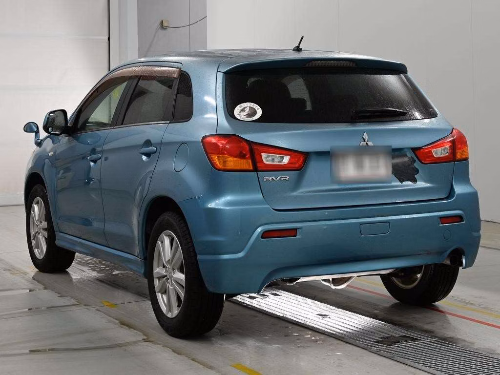 MITSUBISHI RVR