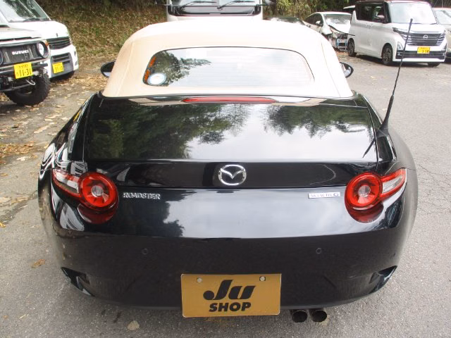 MAZDA ROADSTER