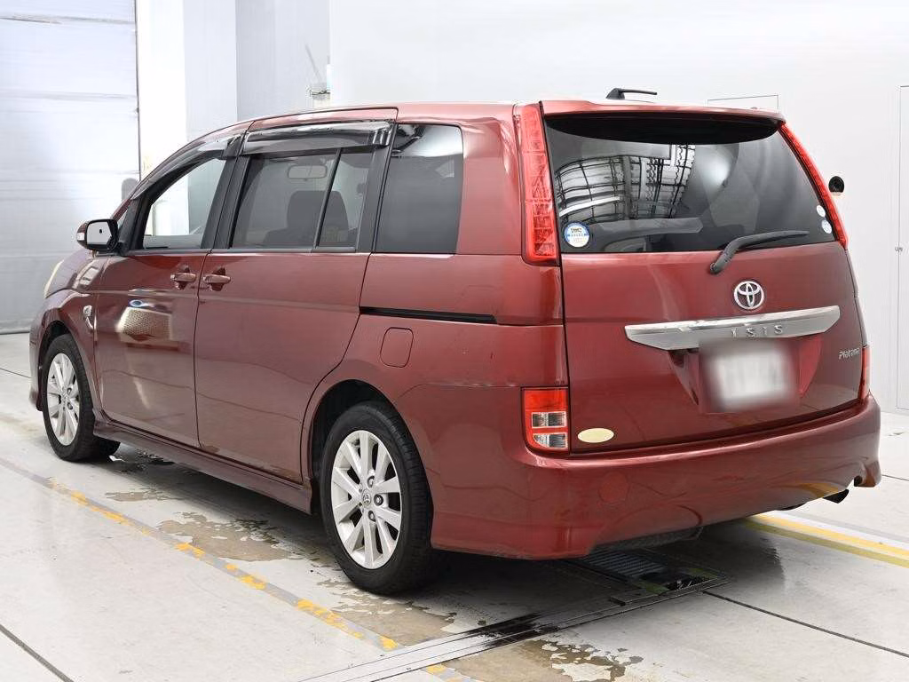 TOYOTA ISIS
