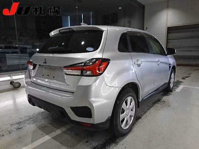 MITSUBISHI RVR