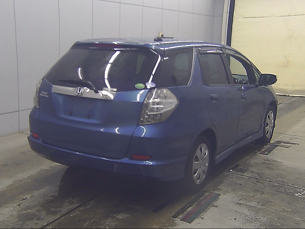 HONDA FIT SHUTTLE