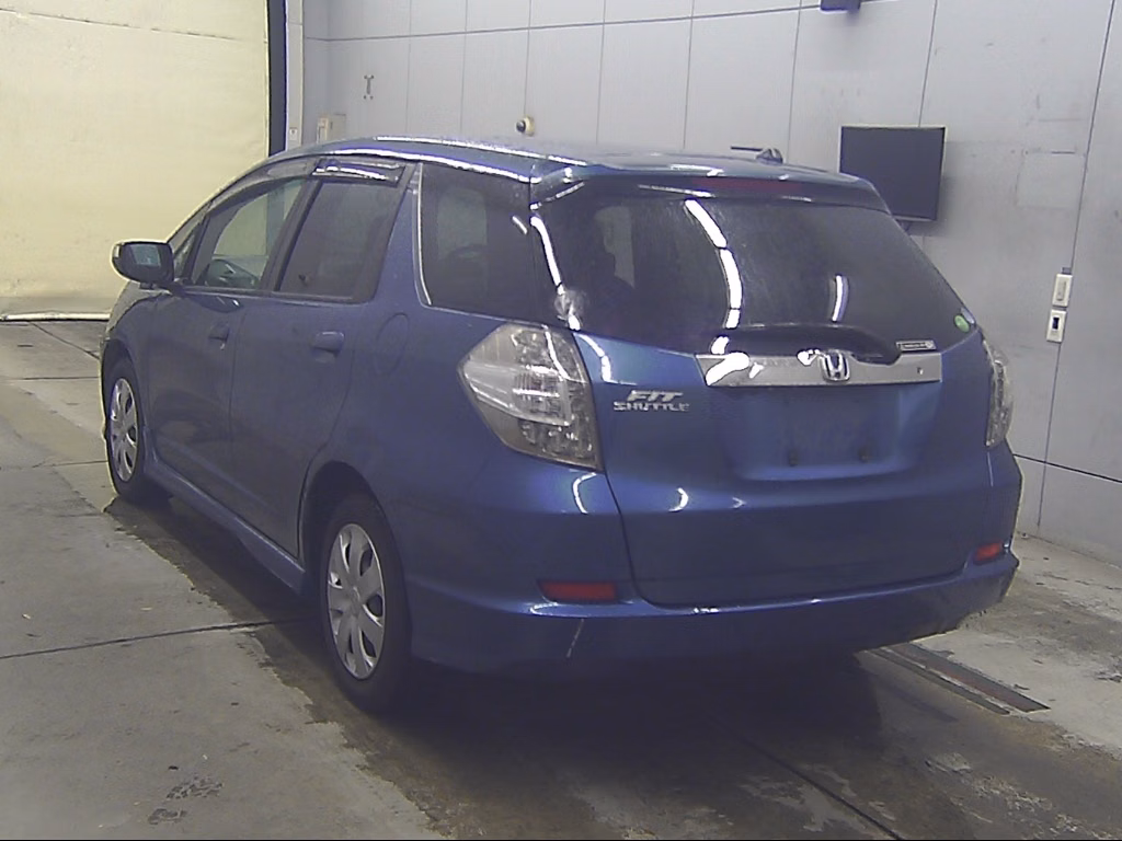 HONDA FIT SHUTTLE
