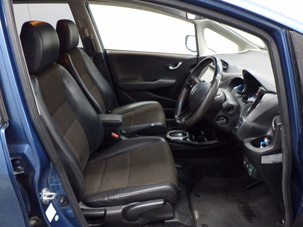 HONDA FIT SHUTTLE