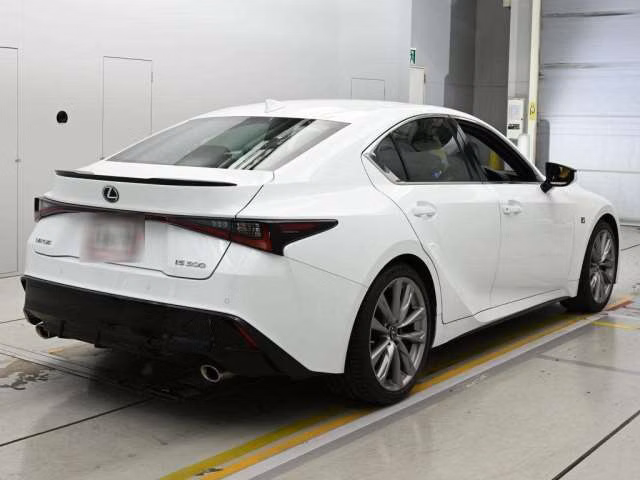 Lexus IS300