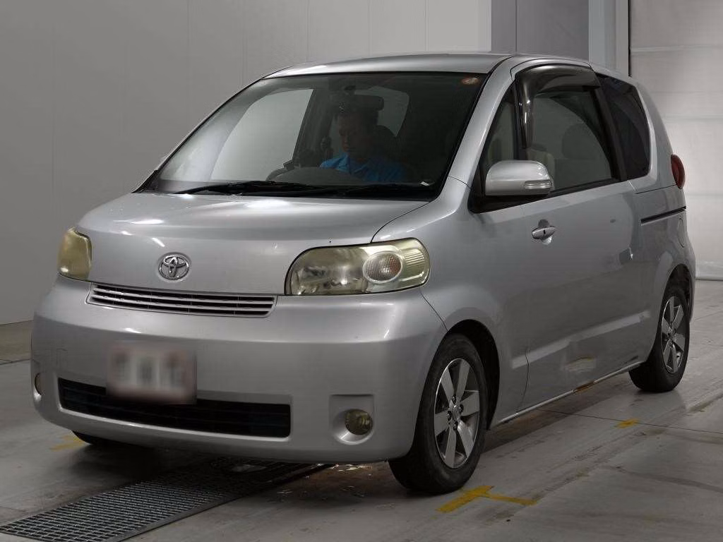 TOYOTA PORTE