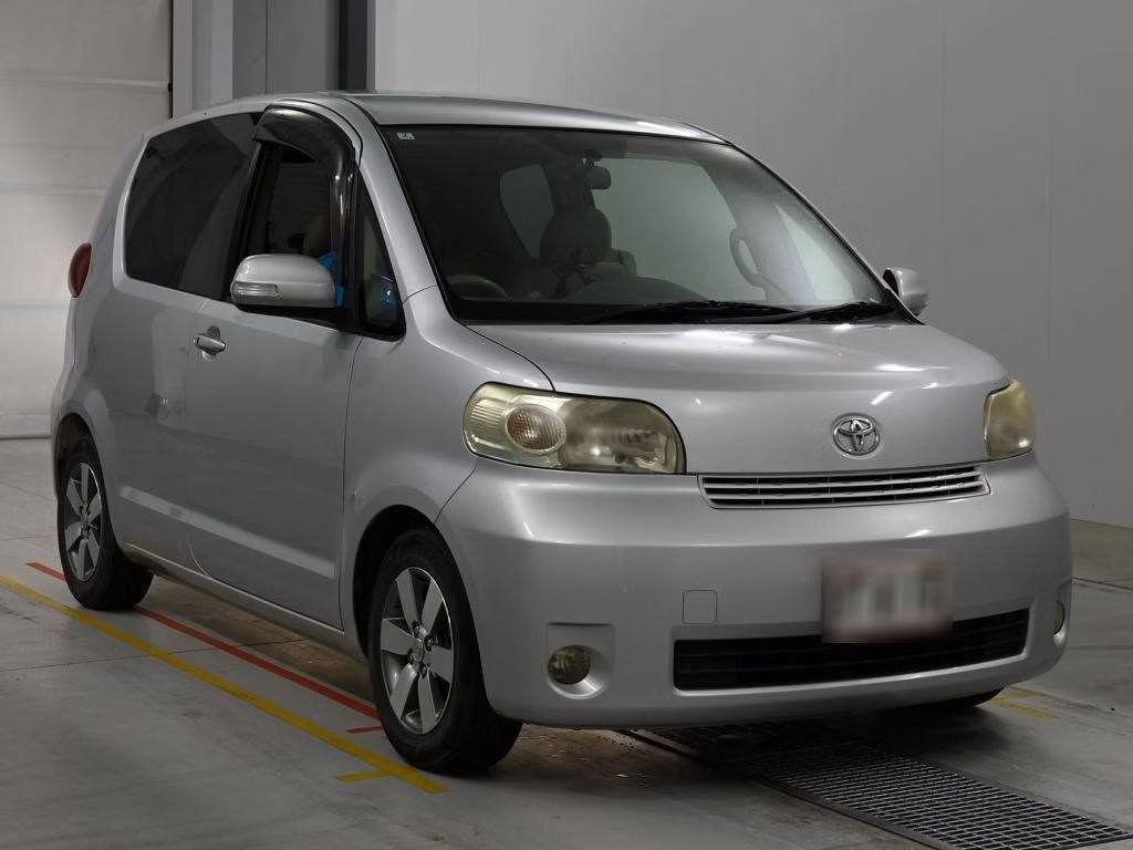 TOYOTA PORTE