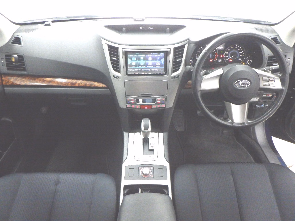 SUBARU LEGACY