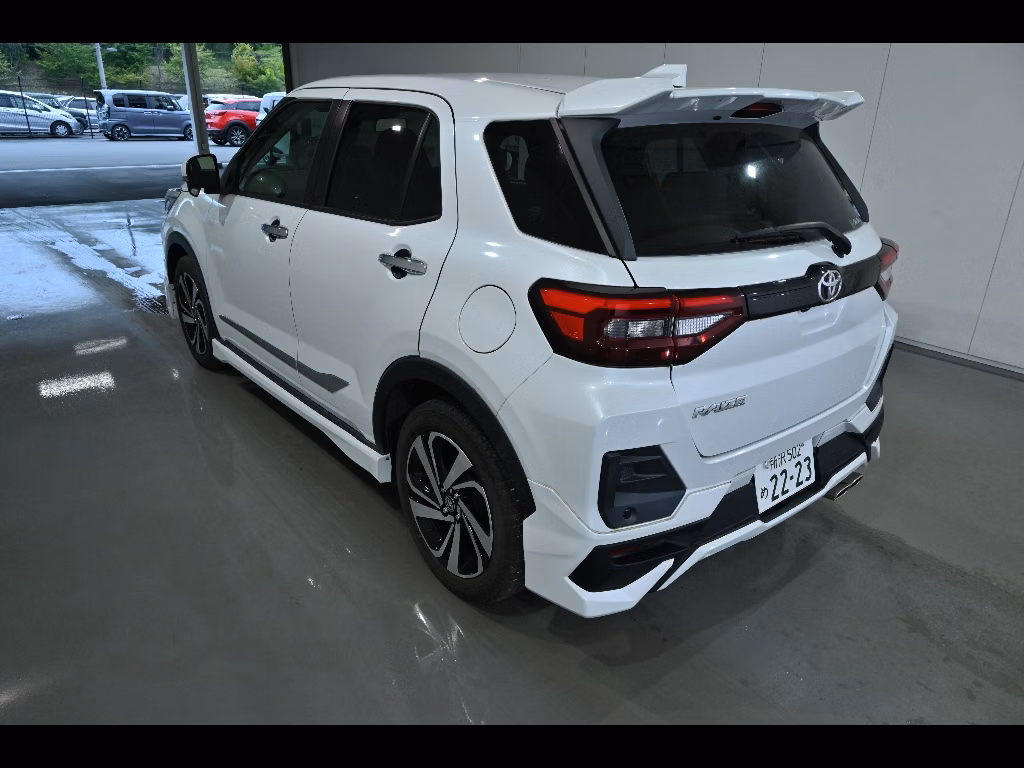TOYOTA RAIZE