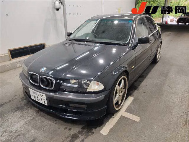 BMW 3-SERIES