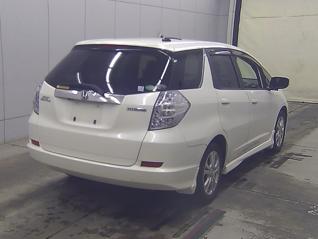 HONDA FIT SHUTTLE