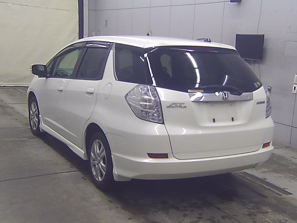 HONDA FIT SHUTTLE