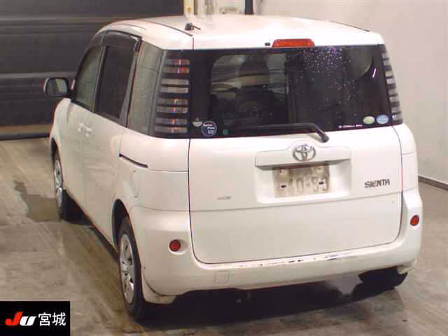 TOYOTA SIENTA